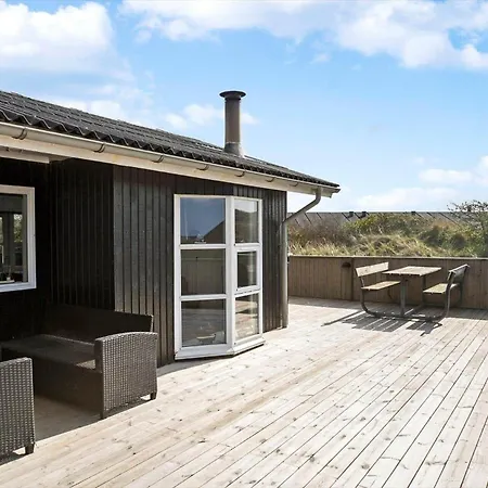 Bl573-saltum-enebaervej-1 * Saltum